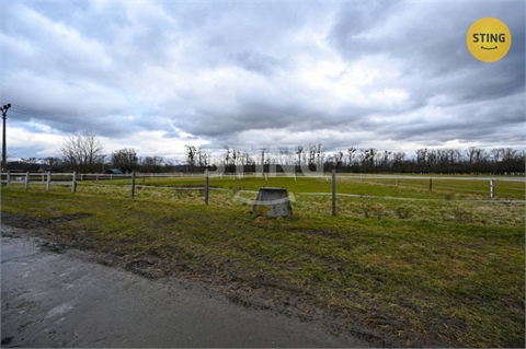 Prodej stavebního pozemku, 2 306 m² 18