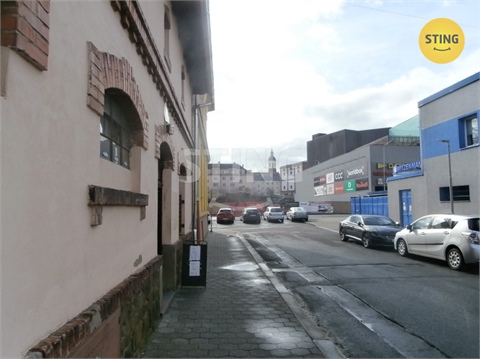 Pronájem obchodních prostor, 108 m² 2