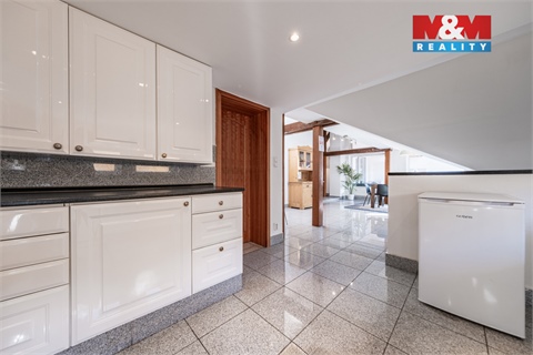 Prodej atypického bytu, 300 m² - 16