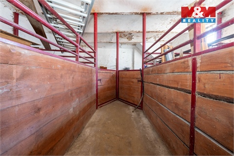 Prodej zemědělského objektu, 180 m² 8