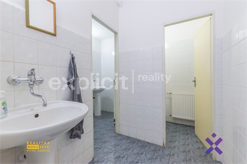 Prodej výrobního objektu, 3 394 m² 26