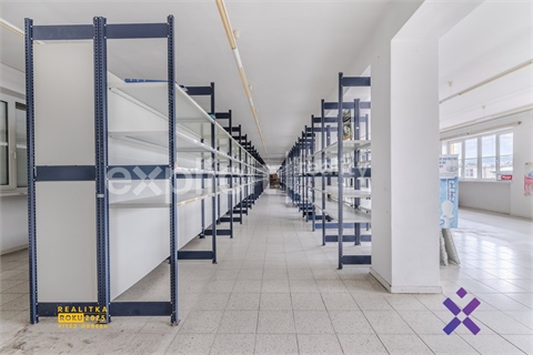Prodej výrobního objektu, 3 394 m² 12