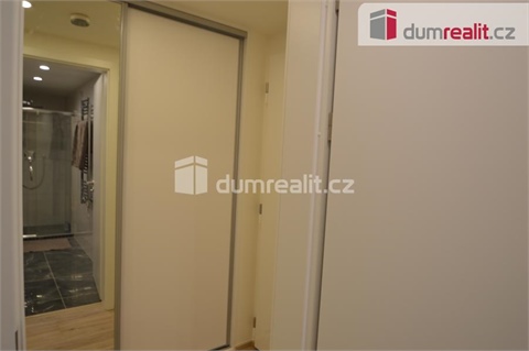 Pronájem bytu 1kk, 37 m² 6