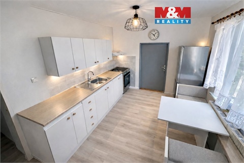 Prodej bytu 3+1, 70 m² 0