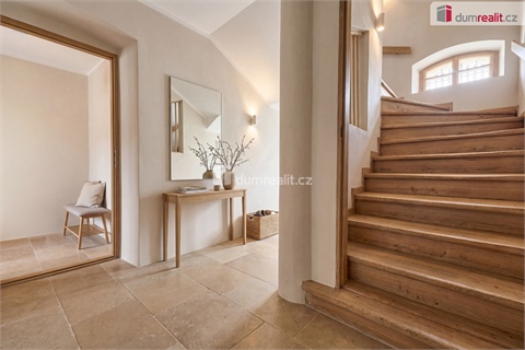 Prodej rodinného domu, 200 m² - 14