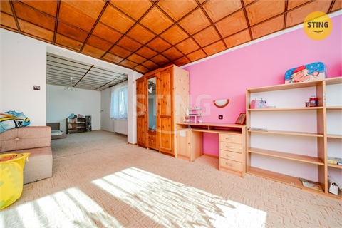 Prodej rodinného domu, 200 m² - 10