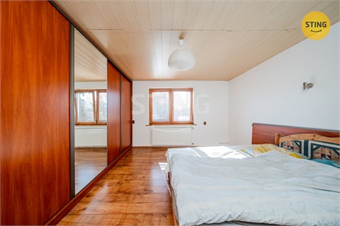 Prodej rodinného domu, 200 m² - 8