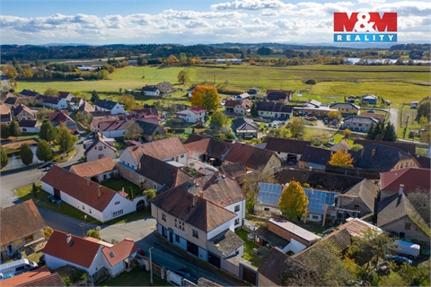 Prodej rodinného domu, 390 m² 20