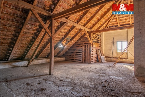 Prodej rodinného domu, 390 m² - 16