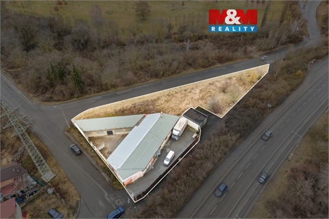 Prodej stavebního pozemku, 2 276 m² 0