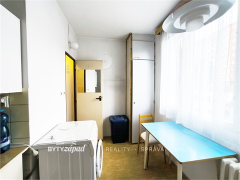 Pronájem bytu 2+1, 58 m² - 2