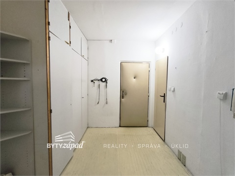 Pronájem bytu 2+1, 58 m² 12