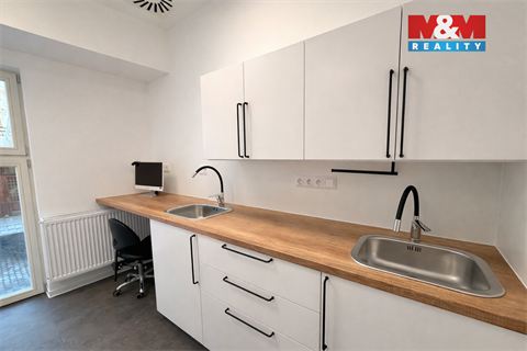 Pronájem komerčního objektu, 16 m² - 0