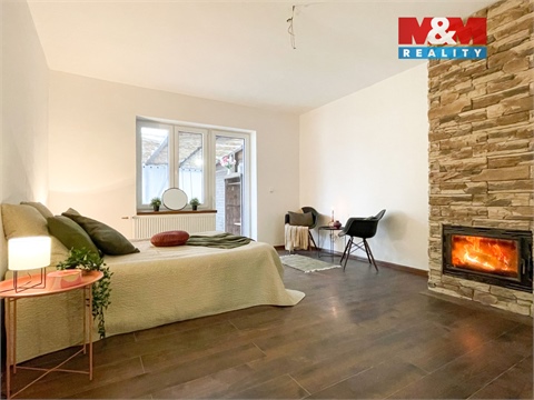 Prodej rodinného domu, 2 275 m² - 0