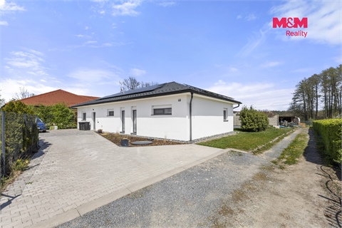 Prodej rodinného domu, 220 m² - 2