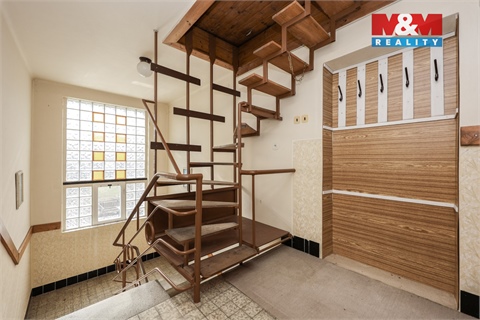 Prodej rodinného domu, 210 m² - 12