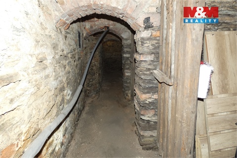 Prodej komerčního objektu, 228 m² - 8