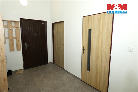 Prodej komerčního objektu, 228 m² - 28