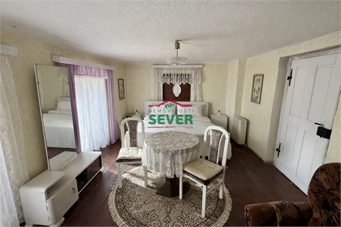 Prodej rodinného domu, 300 m² 8