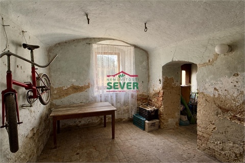 Prodej rodinného domu, 300 m² - 14