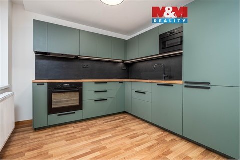 Pronájem bytu 5kk, 87 m² 0