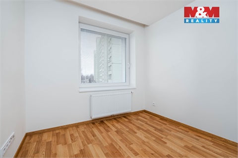 Pronájem bytu 5kk, 87 m² 20