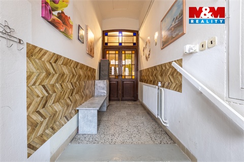 Prodej komerčního objektu, 193 m² 12