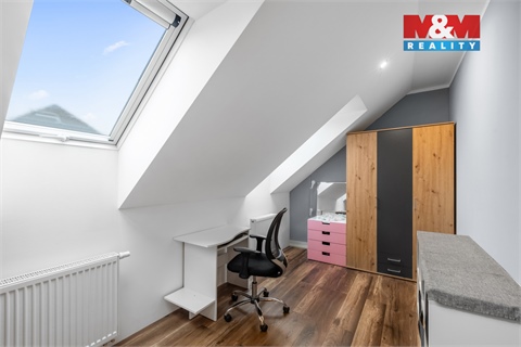 Prodej rodinného domu, 89 m² 14