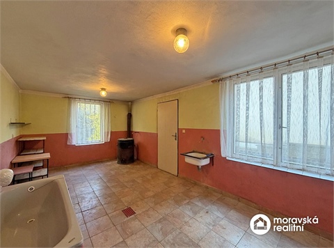 Prodej rodinného domu, 243 m² 24