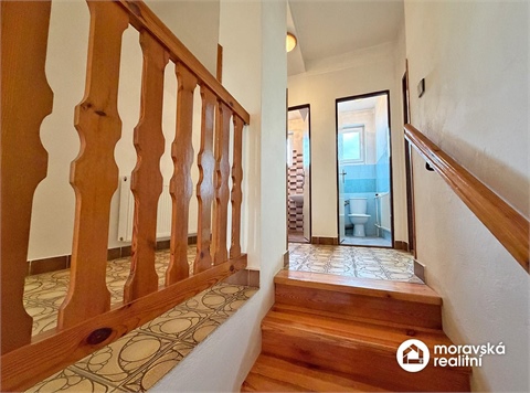 Prodej rodinného domu, 243 m² - 6