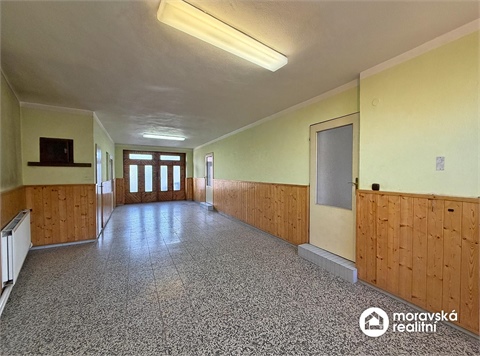 Prodej rodinného domu, 243 m² 6