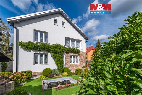 Prodej rodinného domu, 246 m²