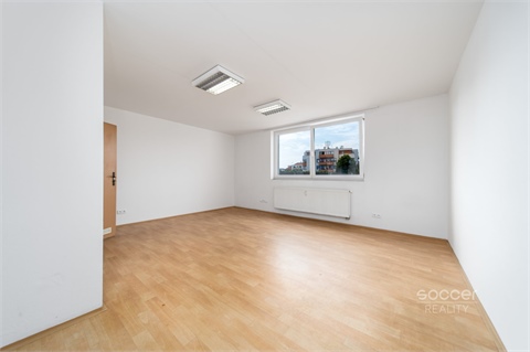 Pronájem kanceláře, 30 m² 22