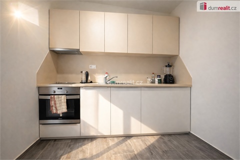 Pronájem bytu 1+1, 23 m² 0