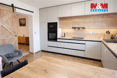 Prodej rodinného domu, 166 m² - 0