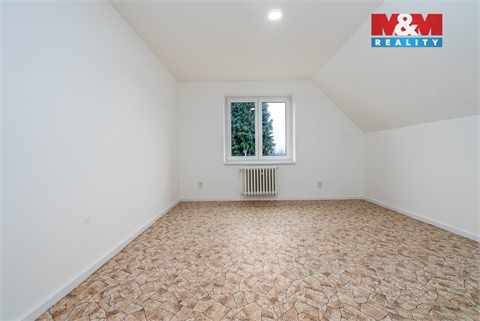 Prodej rodinného domu, 292 m² - 10