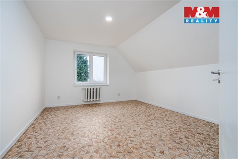 Prodej rodinného domu, 292 m² - 4