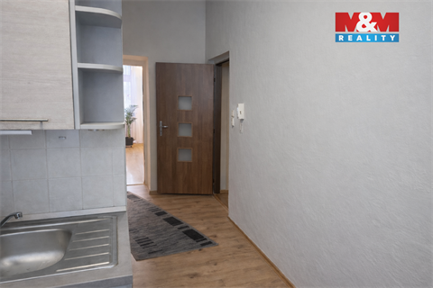 Pronájem bytu 1+1, 35 m² - 0