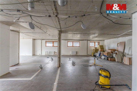Pronájem obchodních prostor, 168 m² - 2