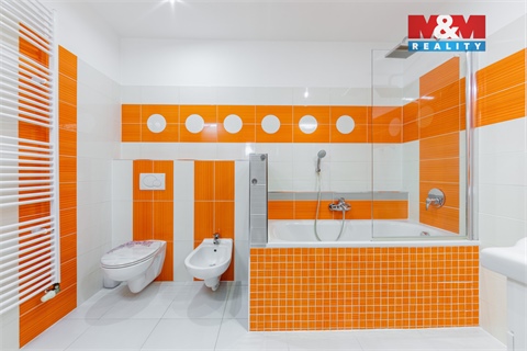 Pronájem bytu 4kk, 70 m² - 0