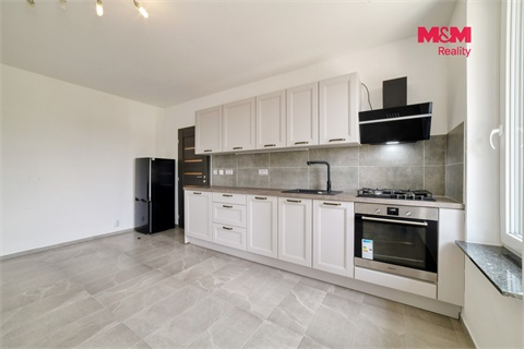Pronájem bytu 1kk, 34 m² 12