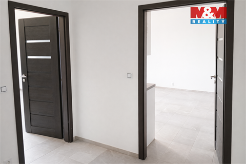 Pronájem bytu 1kk, 34 m² 2