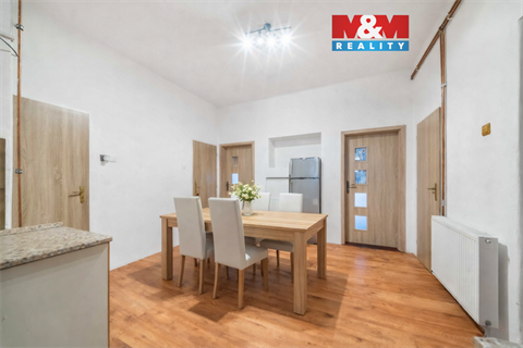 Prodej bytu 3+1, 80 m² 0