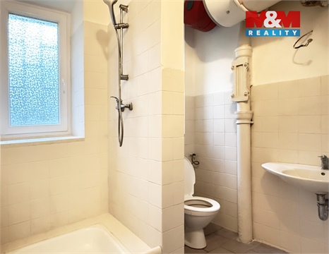 Pronájem bytu 1kk, 33 m² 2