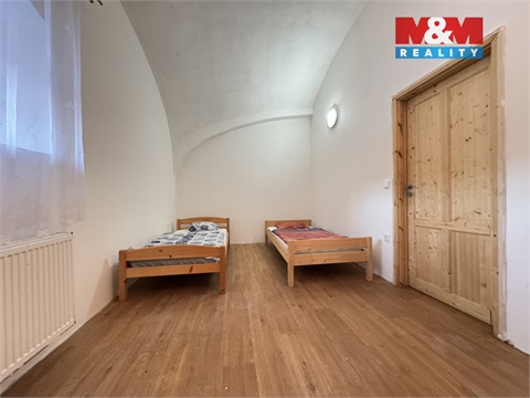 Pronájem bytu 1+1, 45 m² - 0