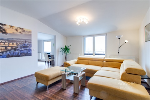 Pronájem bytu 3+1, 72 m² 0