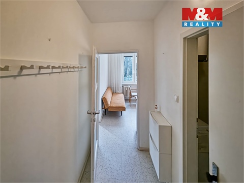 Pronájem bytu 1+1, 35 m² - 0