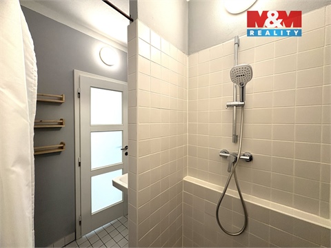 Pronájem bytu 1+1, 35 m² - 0