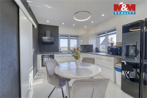 Prodej rodinného domu, 128 m² - 14