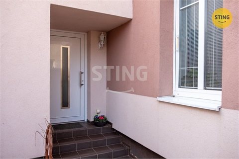 Prodej rodinného domu, 240 m² 14